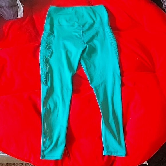 Stretchy workout tights - Picture 2 of 2